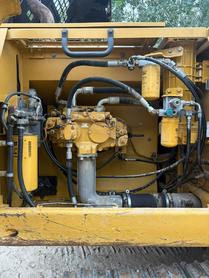 Buy Caterpillar 330B Used Excavator / 6 Buy Caterpillar 330B Used Excavator / 6