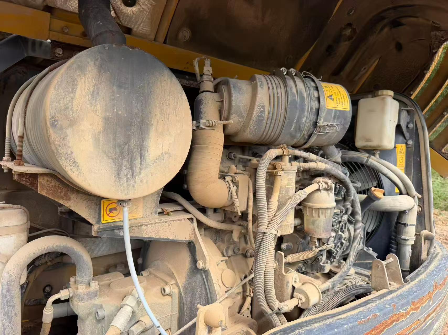 Buy XCMG XE60 Used Excavator / 5