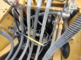 Buy Caterpillar 365B Used Excavator / 2 Buy Caterpillar 365B Used Excavator / 2