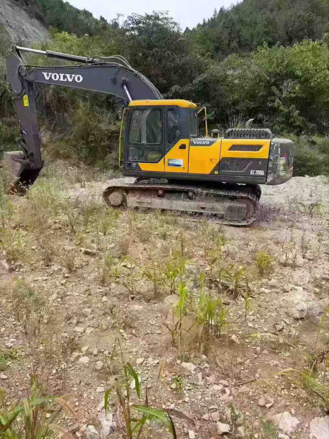 Buy Volvo EC200 Used Excavator / 3