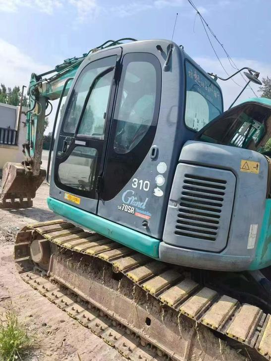 Buy Kobelco SK70 Used Excavator / 1