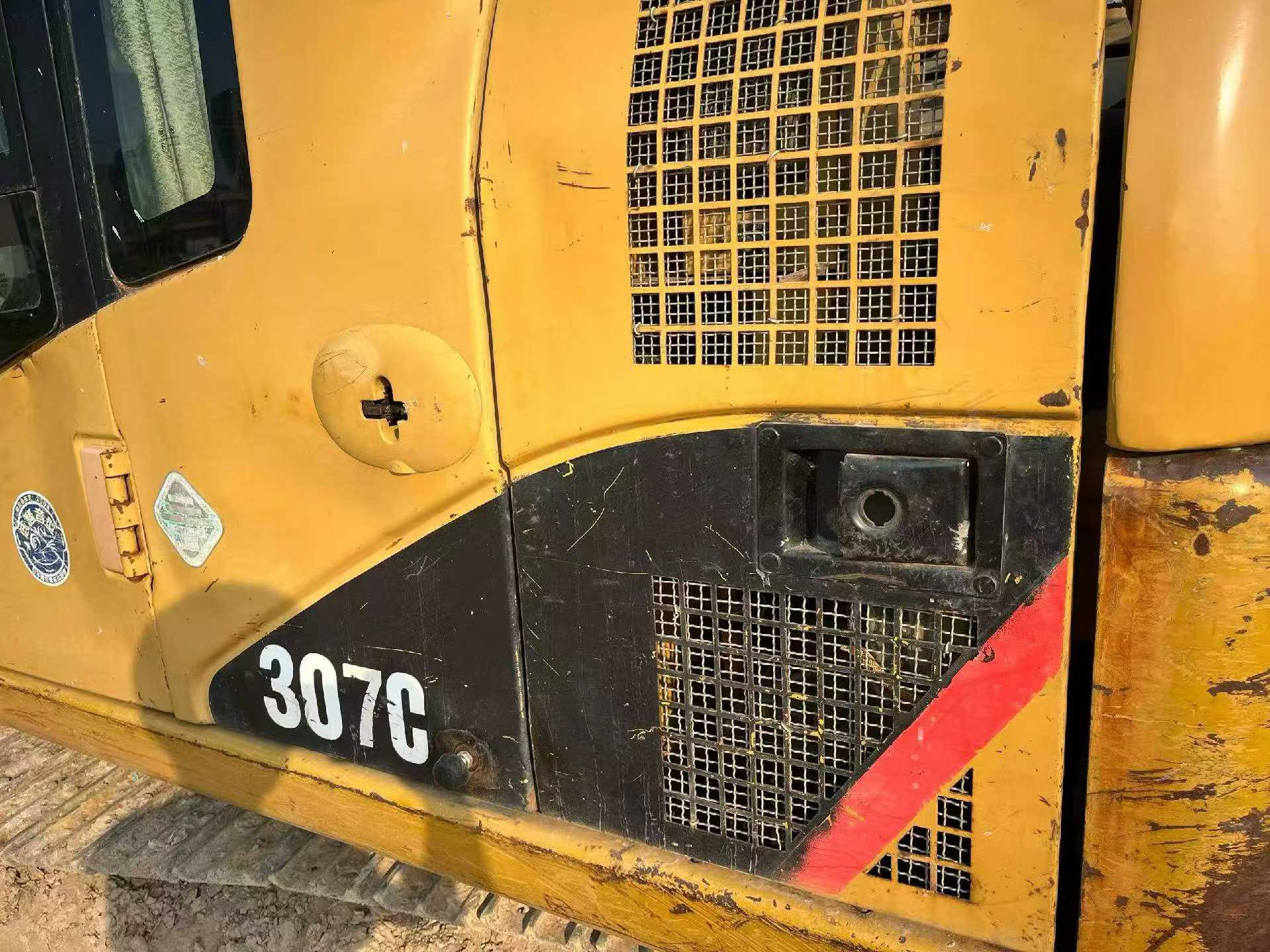 Buy Caterpillar 307C Used Excavator / 9