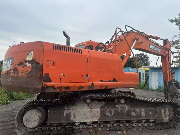 Buy Doosan DH258-7 Used Excavator / 1