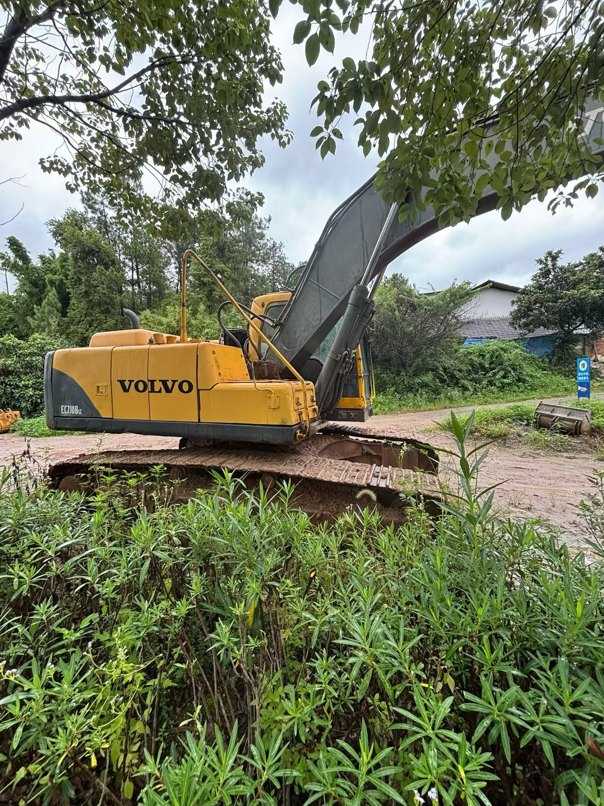 Buy Volvo EC210B Used Excavator / 5