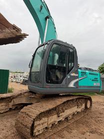 Buy Kobelco SK200 Used Excavator / 9 Buy Kobelco SK200 Used Excavator / 9