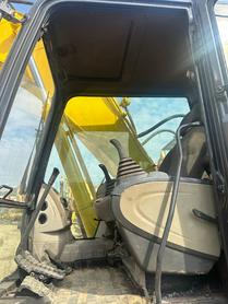 Buy Sumitomo SH200-5 Used Excavator / 4 Buy Sumitomo SH200-5 Used Excavator / 4