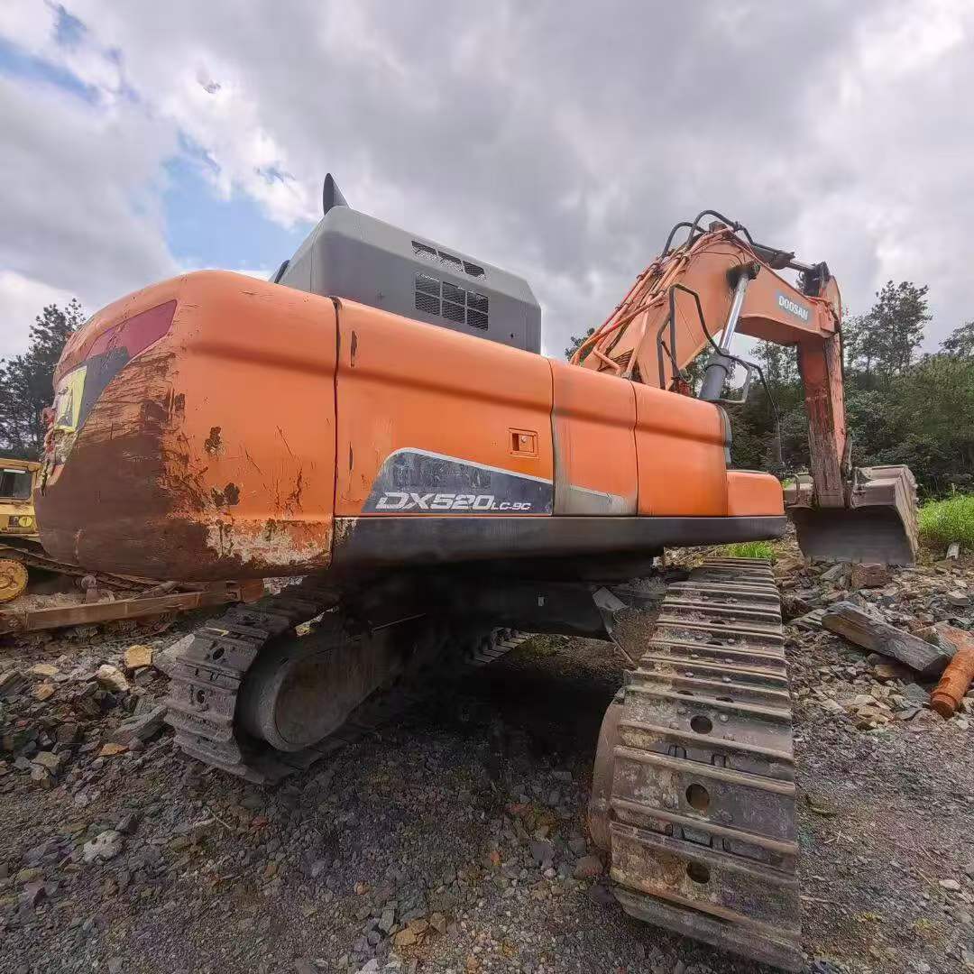 Buy Doosan DX520LC Used Excavator / 2