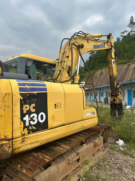 Buy Komatsu PC110-7 Used Excavator / 1
