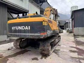 Buy Hyundai R215-7 Used Excavator / 9 Buy Hyundai R215-7 Used Excavator / 9