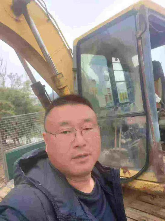 Buy Komatsu PC120-6E Used Excavator / 1