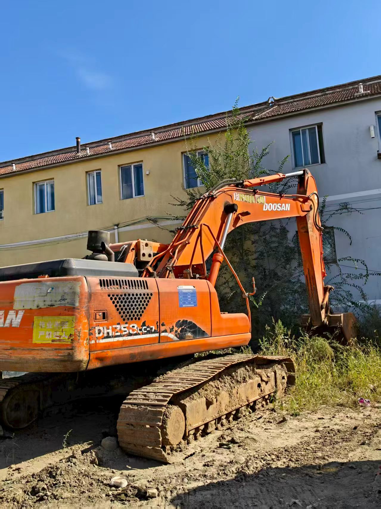 Buy Doosan DH258-7 Used Excavator / 4