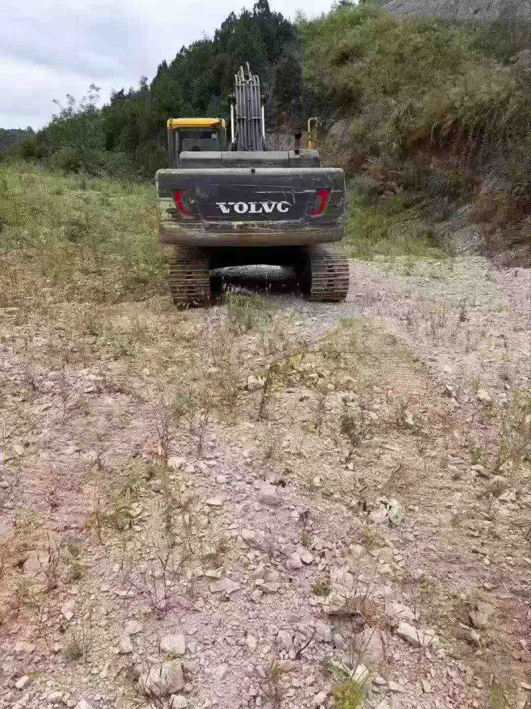 Buy Volvo EC200 Used Excavator / 9