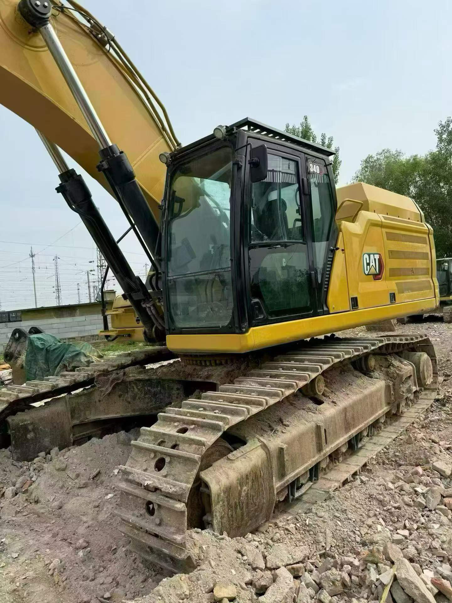 Buy Caterpillar 349E Used Excavator / 2
