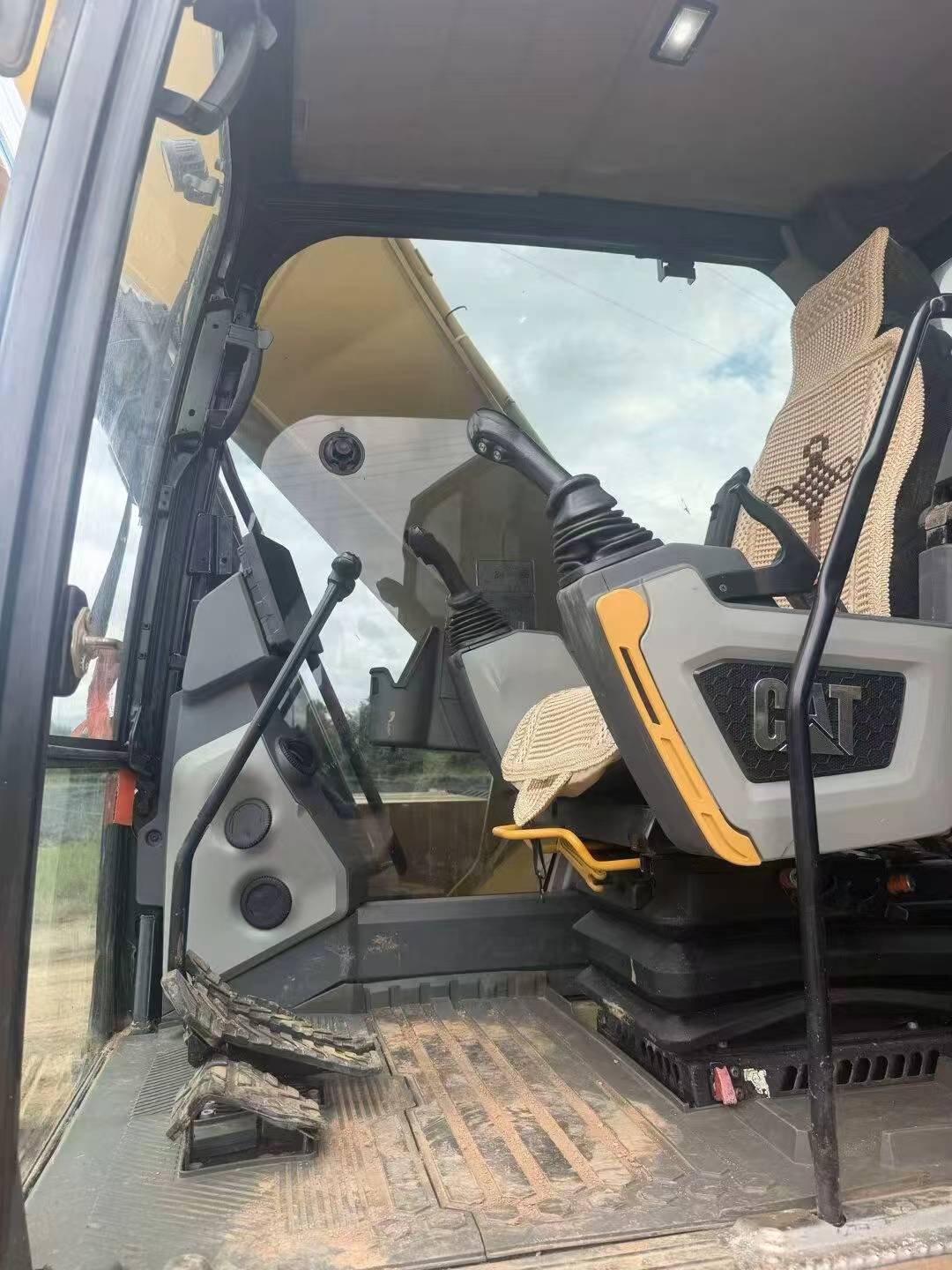 Buy Caterpillar M316 Used Excavator / 9