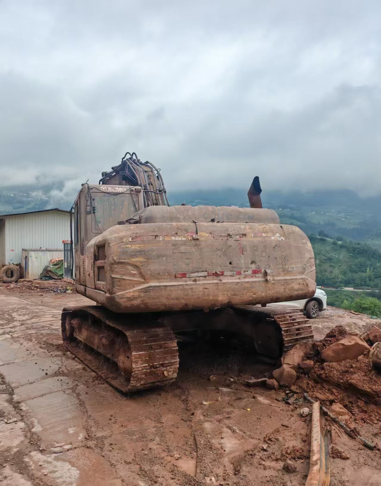 Buy XCMG XE200 Used Excavator / 3