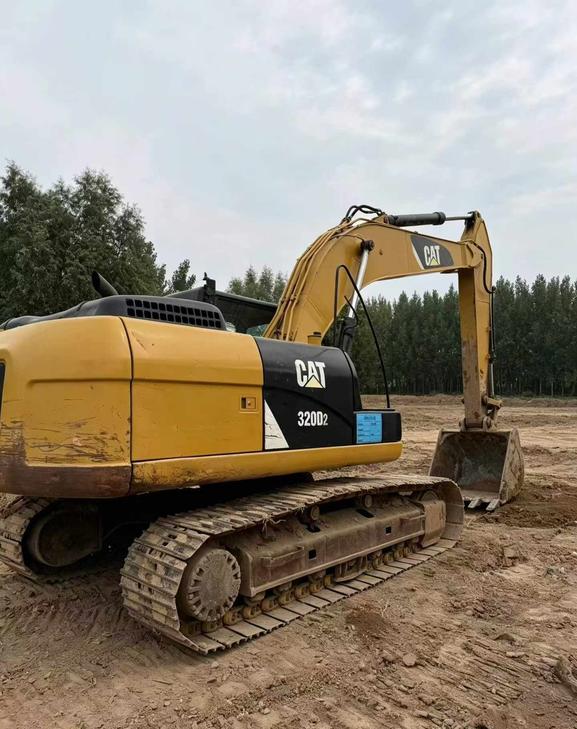 Buy Caterpillar 320D Used Excavator / 1