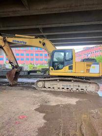 Buy Komatsu PC200-8N1 Used Excavator / 2 Buy Komatsu PC200-8N1 Used Excavator / 2