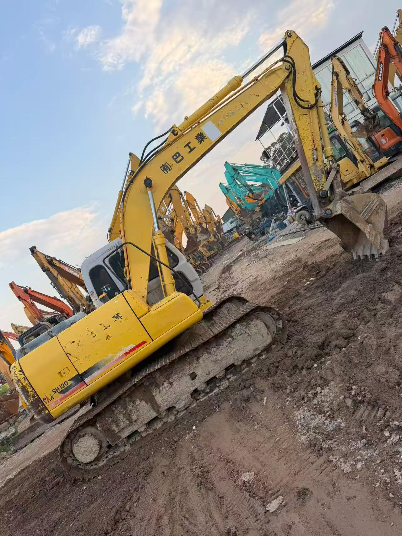 Buy Sumitomo SH120 Used Excavator / 2