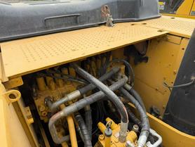 Buy Caterpillar 320D Used Excavator / 9 Buy Caterpillar 320D Used Excavator / 9