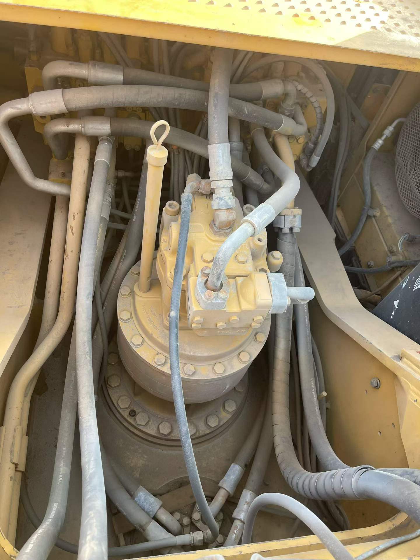 Buy Caterpillar 324D Used Excavator / 9