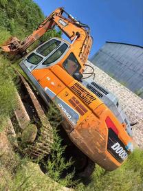 Buy Doosan DH300-5 Used Excavator / 2 Buy Doosan DH300-5 Used Excavator / 2