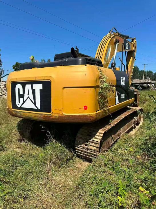Buy Caterpillar 320D Used Excavator / 1