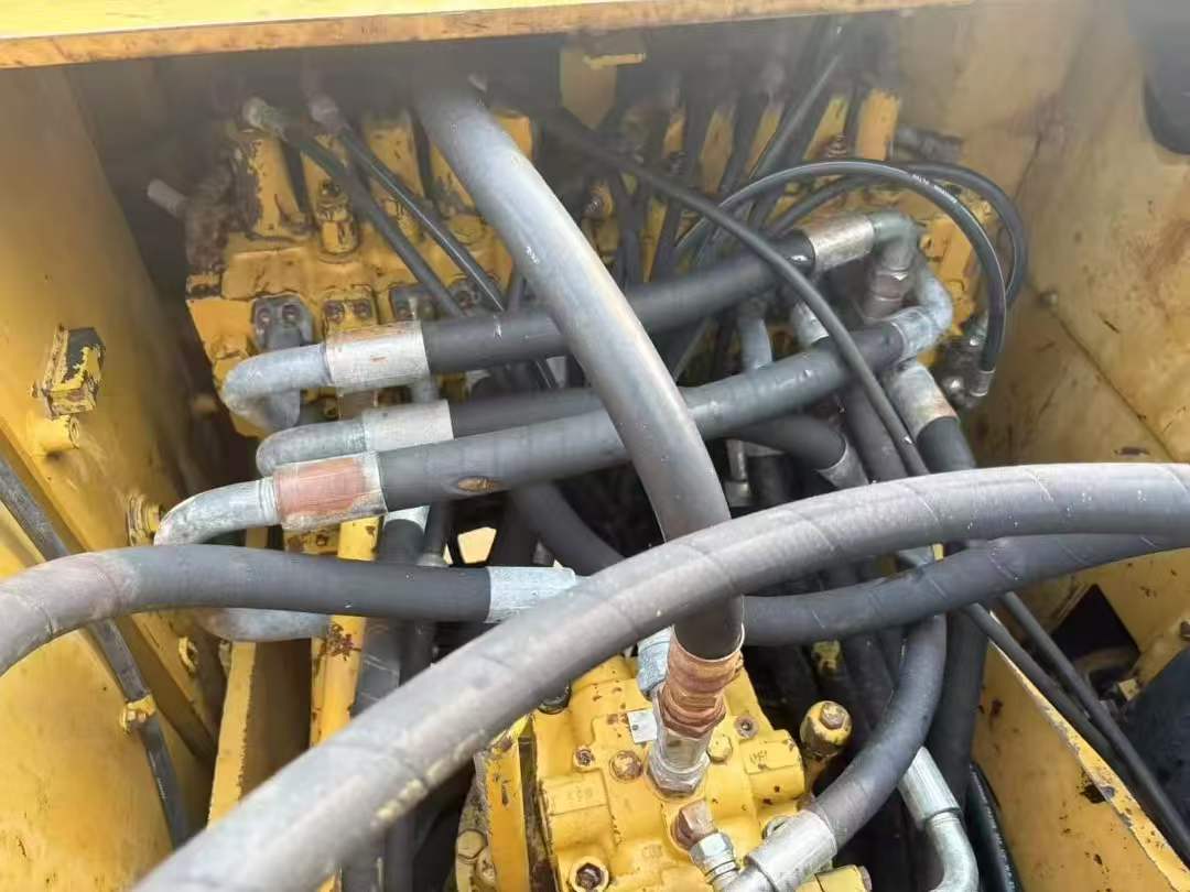 Buy Caterpillar 320A Used Excavator / 6