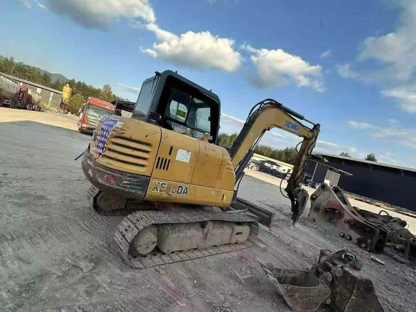 Buy XCMG XE55D Used Excavator / 3