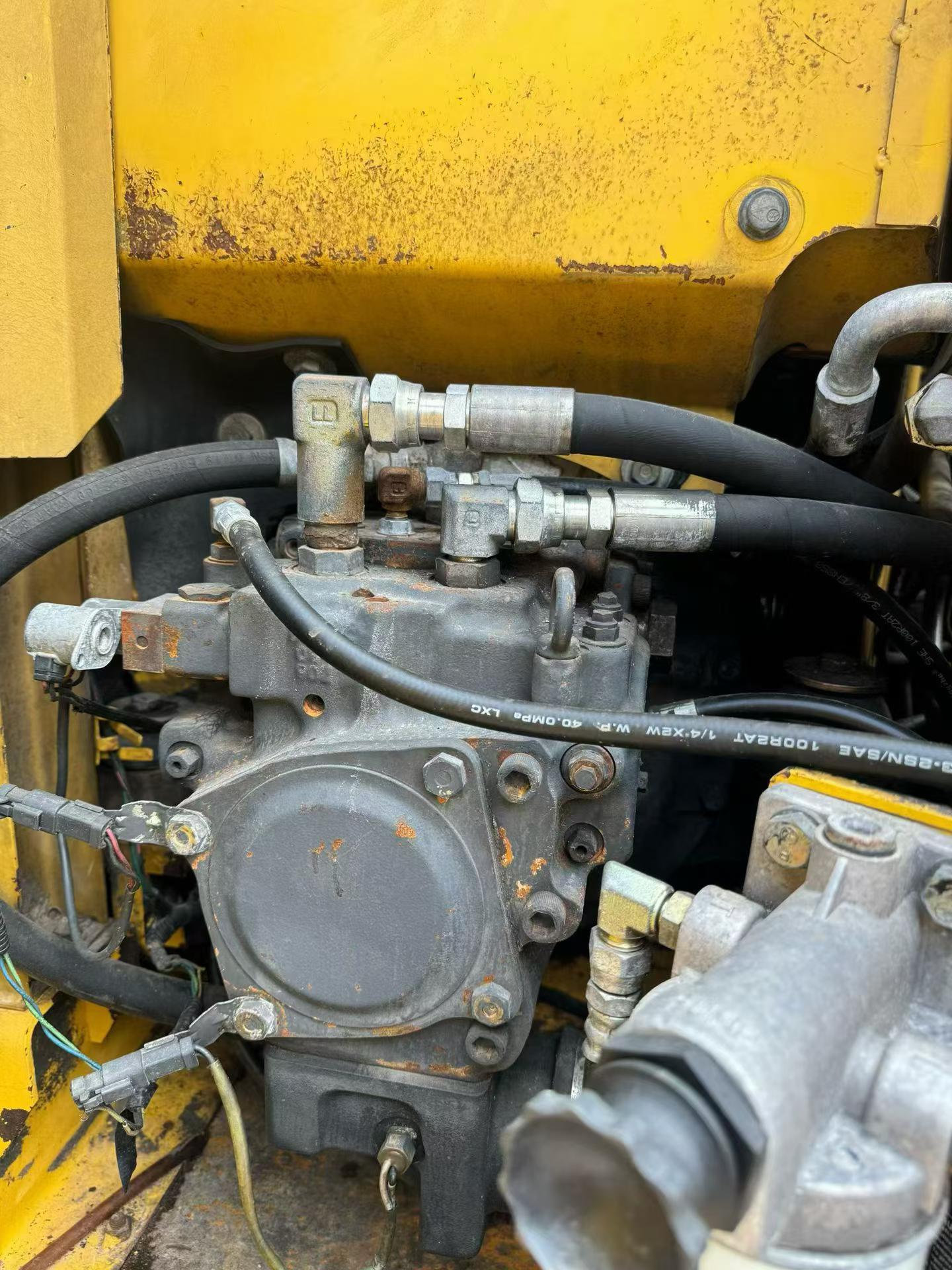 Buy Komatsu PC120-8 Used Excavator / 6