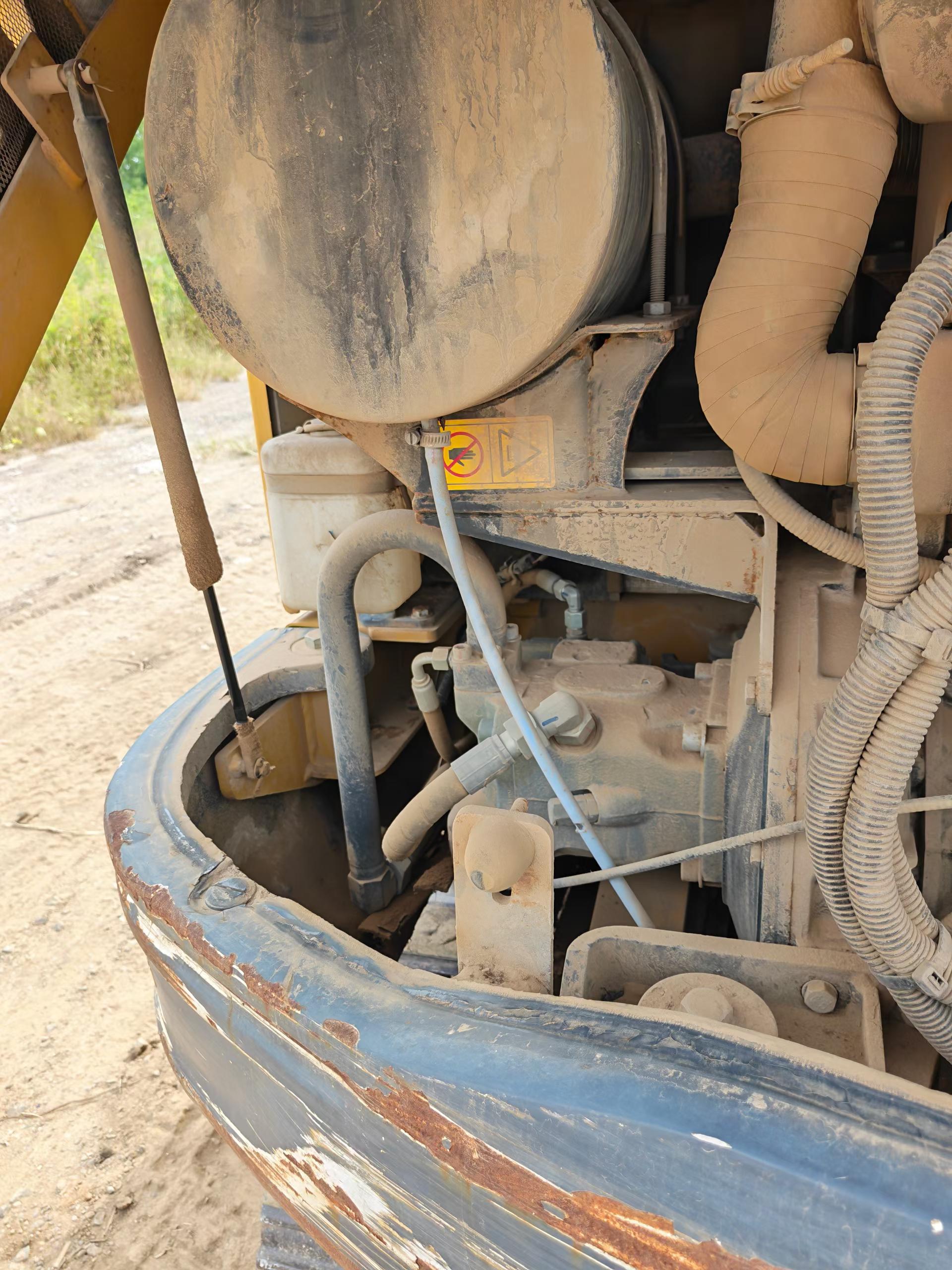 Buy XCMG XE60 Used Excavator / 4