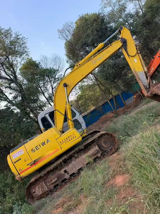 Buy Sumitomo SH120-A3 Used Excavator / 1