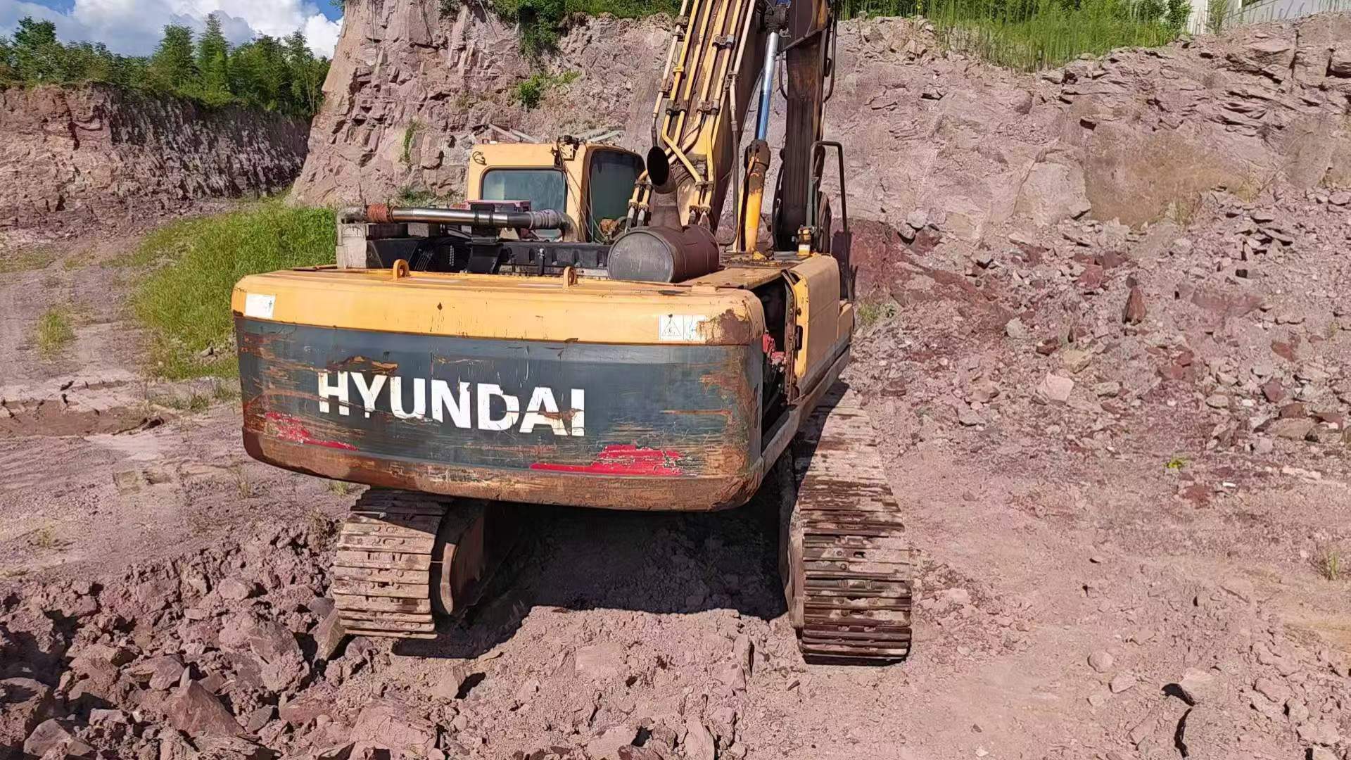 Buy Hyundai R385LC-9 Used Excavator / 7