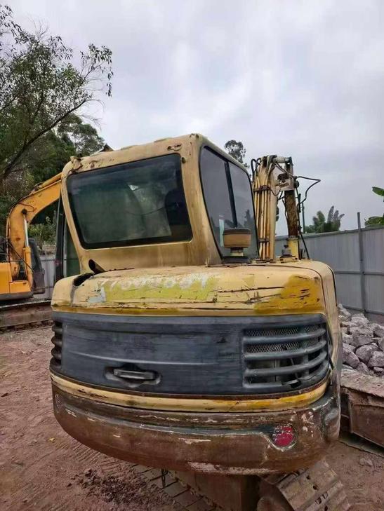 Buy Hyundai HX60 Used Excavator / 1