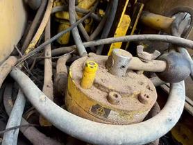 Buy Kobelco SK200-3 Used Excavator / 7 Buy Kobelco SK200-3 Used Excavator / 7