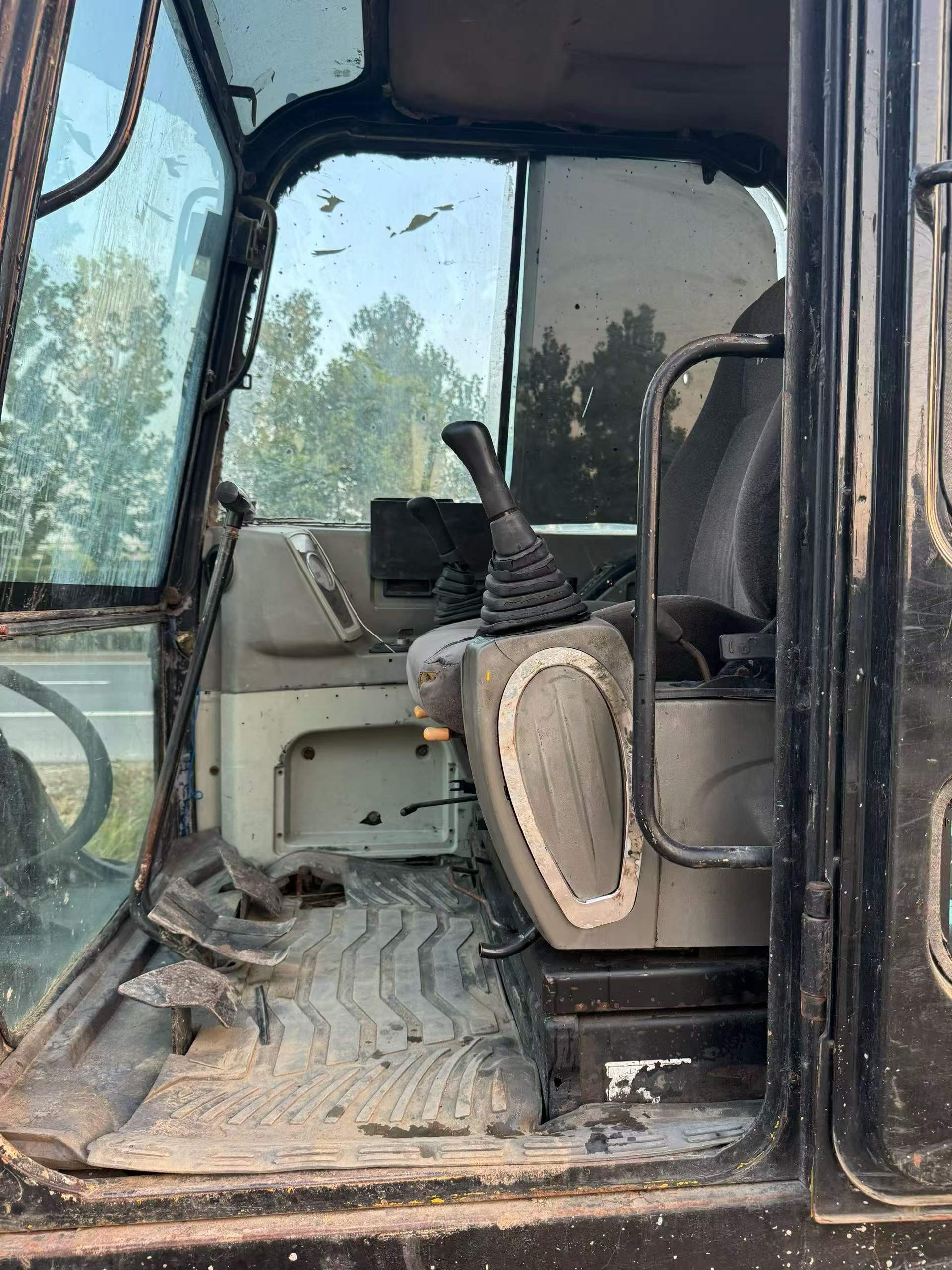 Buy Hyundai R60-7 Used Excavator / 9
