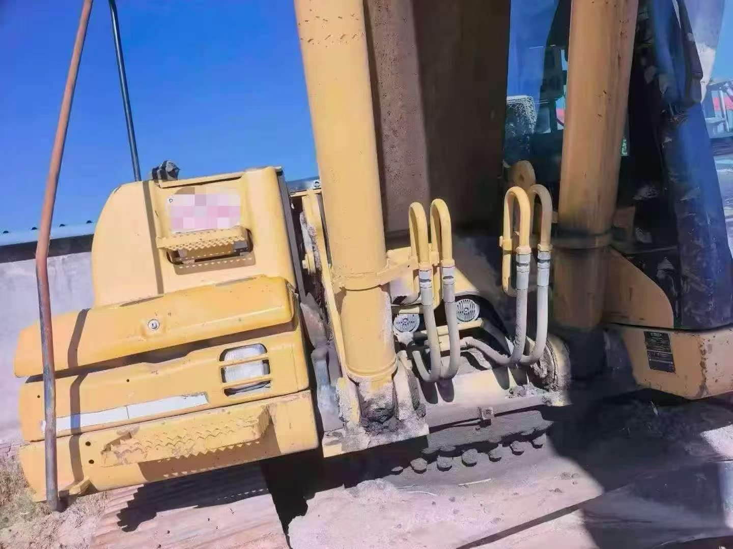 Buy Caterpillar 325D Used Excavator / 8