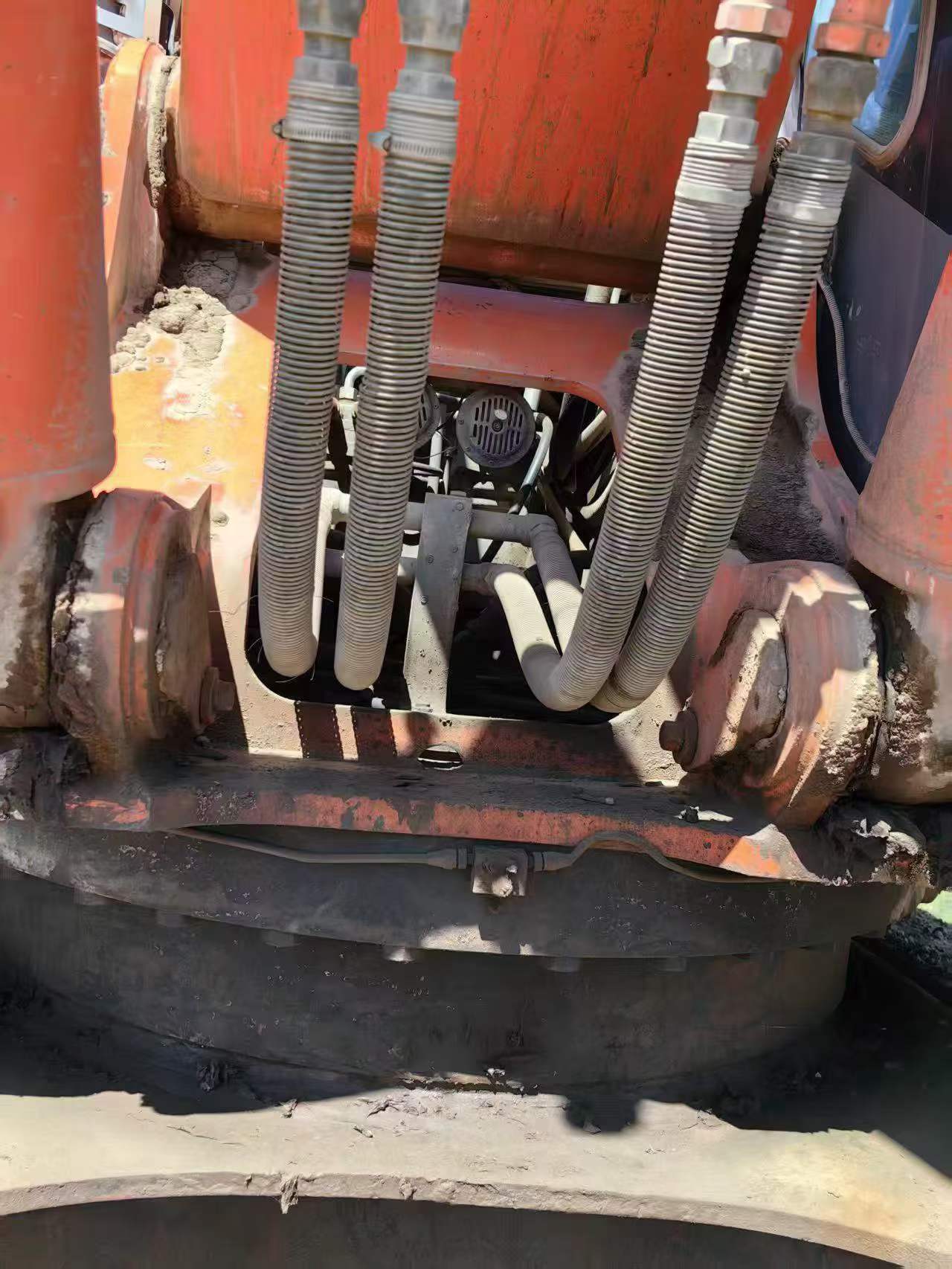 Buy Hitachi ZX450-6 Used Excavator / 9