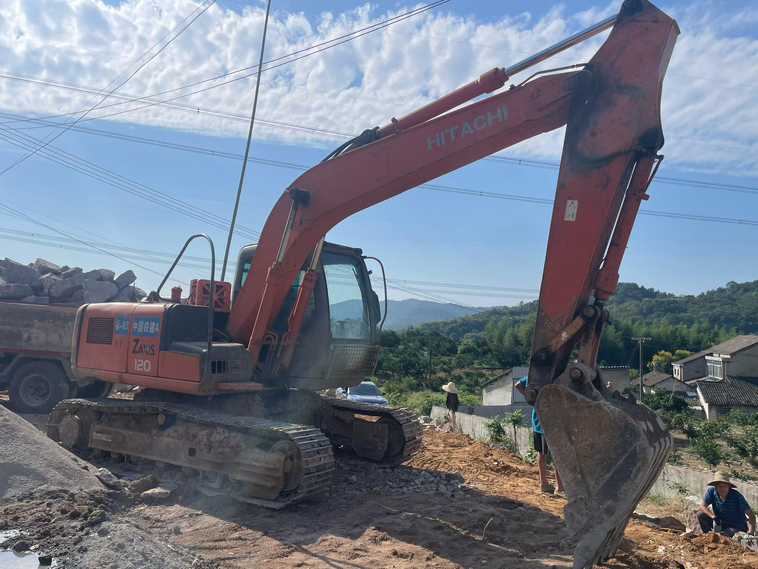Buy Hitachi EX120 Used Excavator / 2