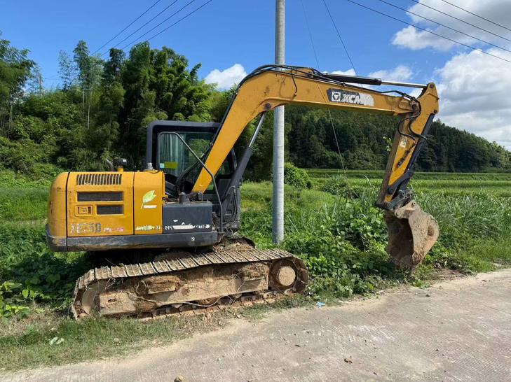 Buy XCMG Used Excavator / 1