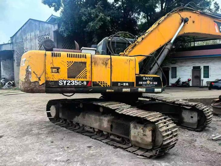 Buy Sany SY235C Used Excavator / 1