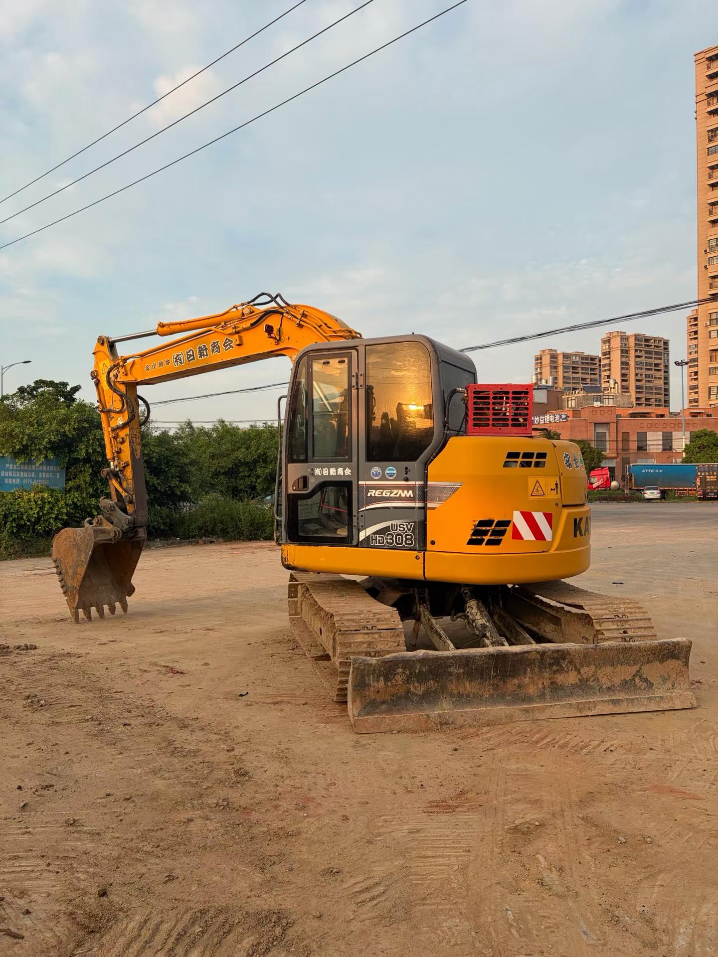 Buy Kato HD308R Used Excavator / 3