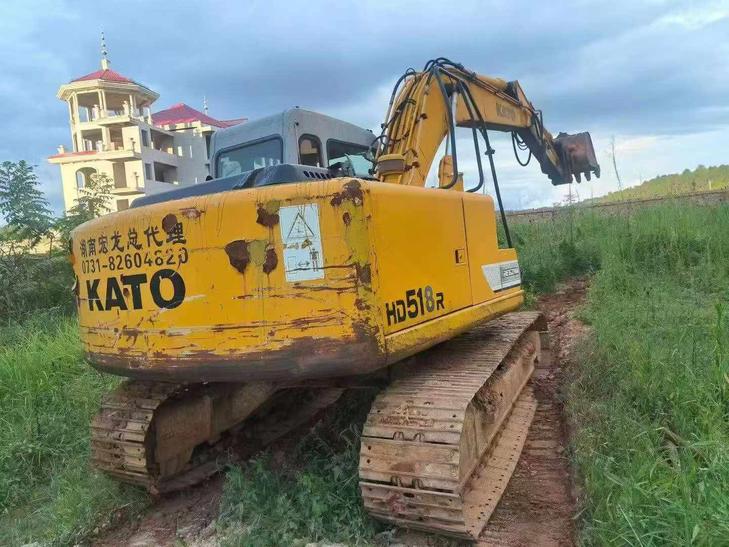Buy Kato HD512 Used Excavator / 1