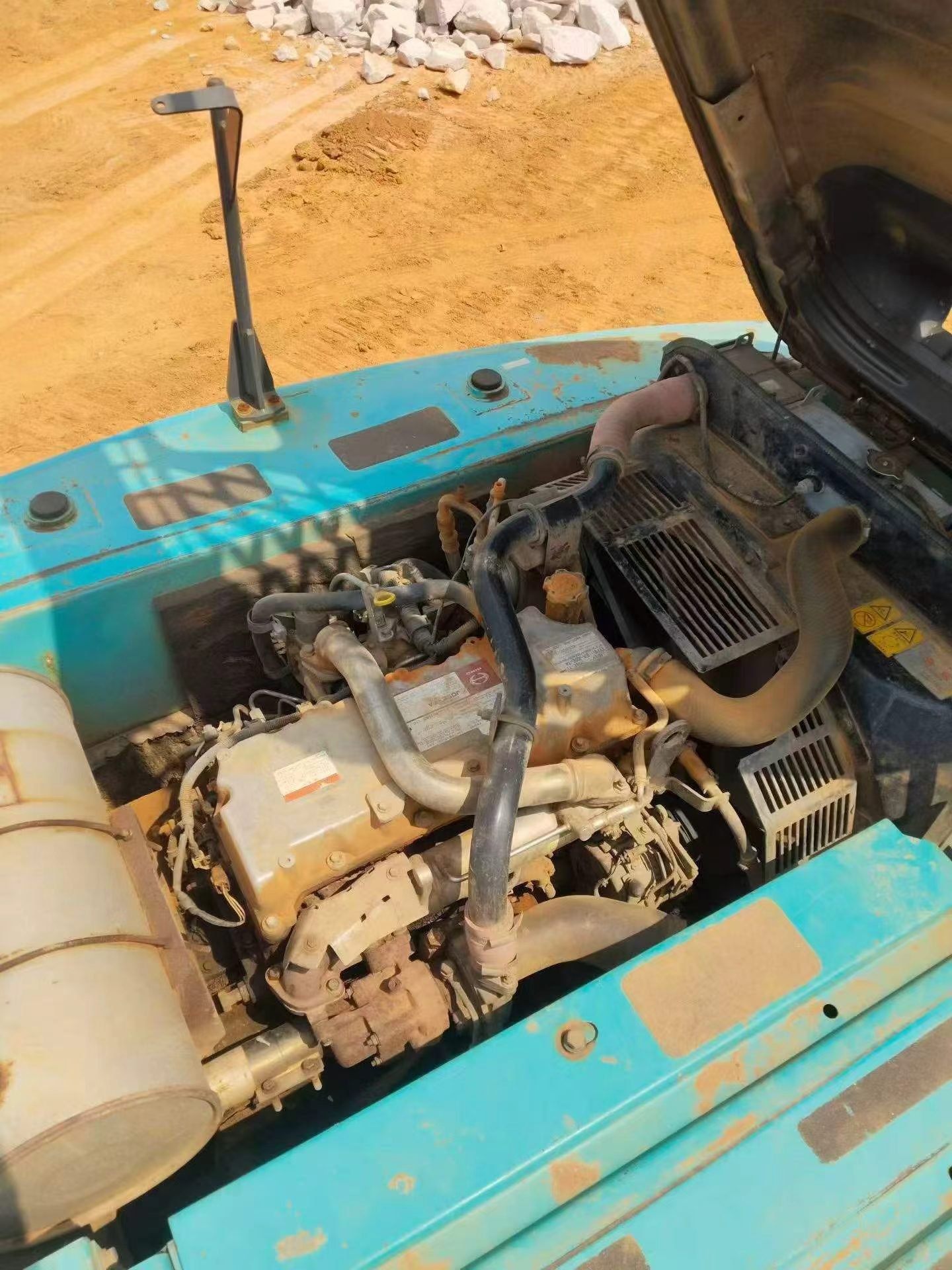 Buy Kobelco SK200-2 Used Excavator / 7