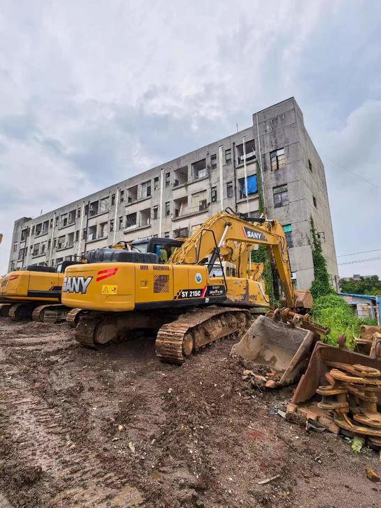 Buy Sany SY215C-8 Used Excavator / 1