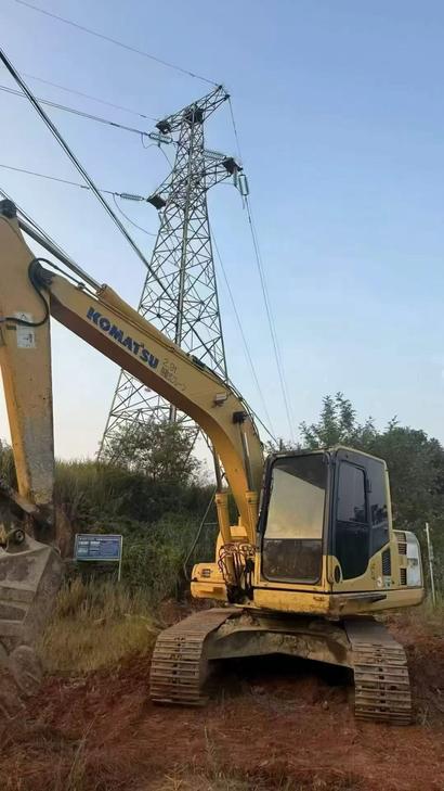 Buy Komatsu PC120-8 Used Excavator / 1