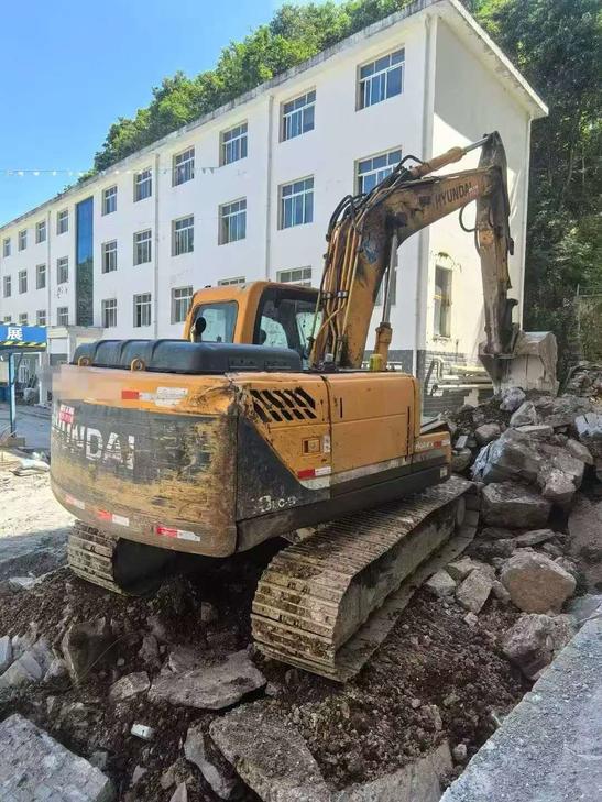 Buy Hyundai R150-7 Used Excavator / 1
