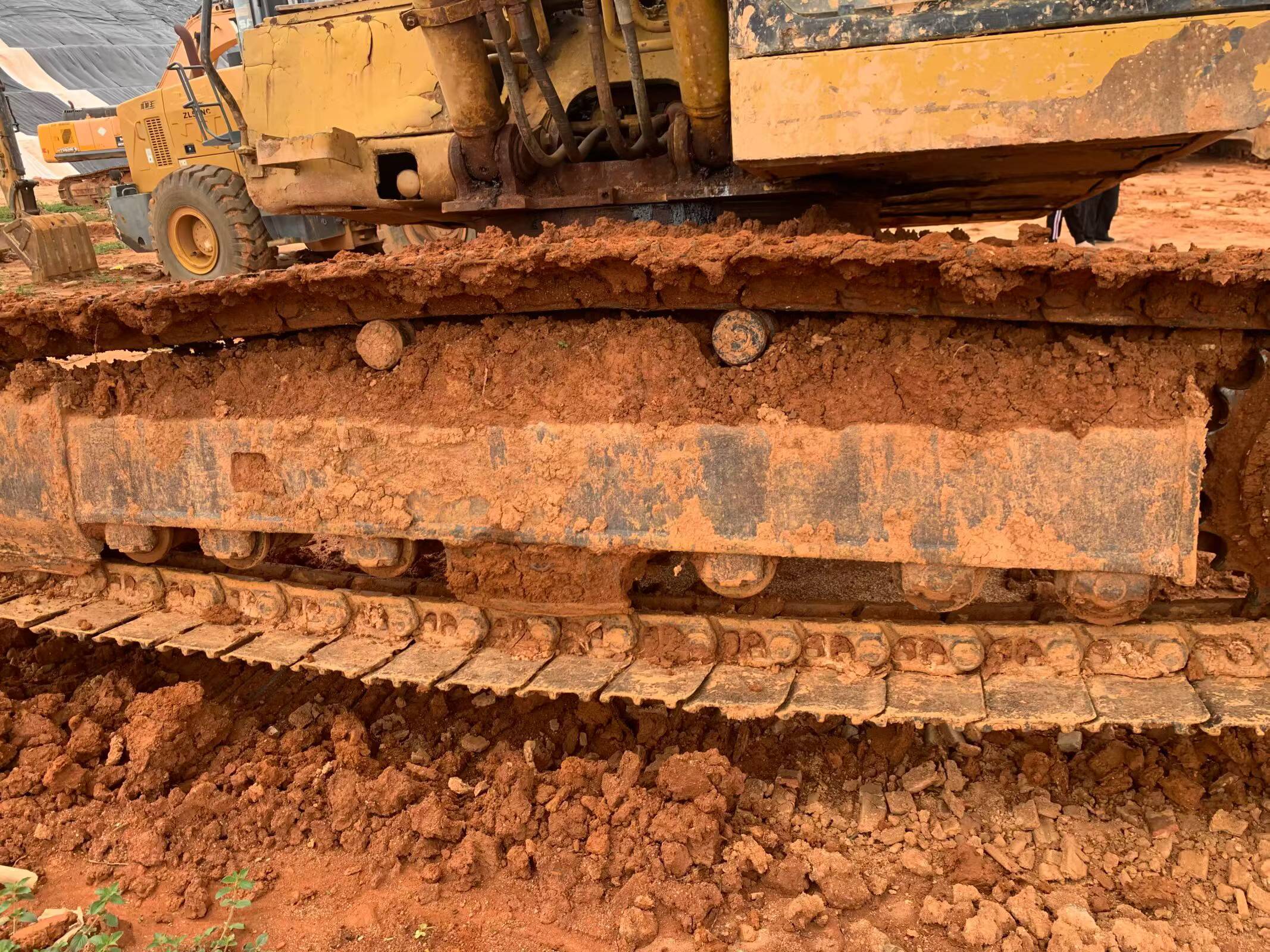 Buy Caterpillar 320B Used Excavator / 2