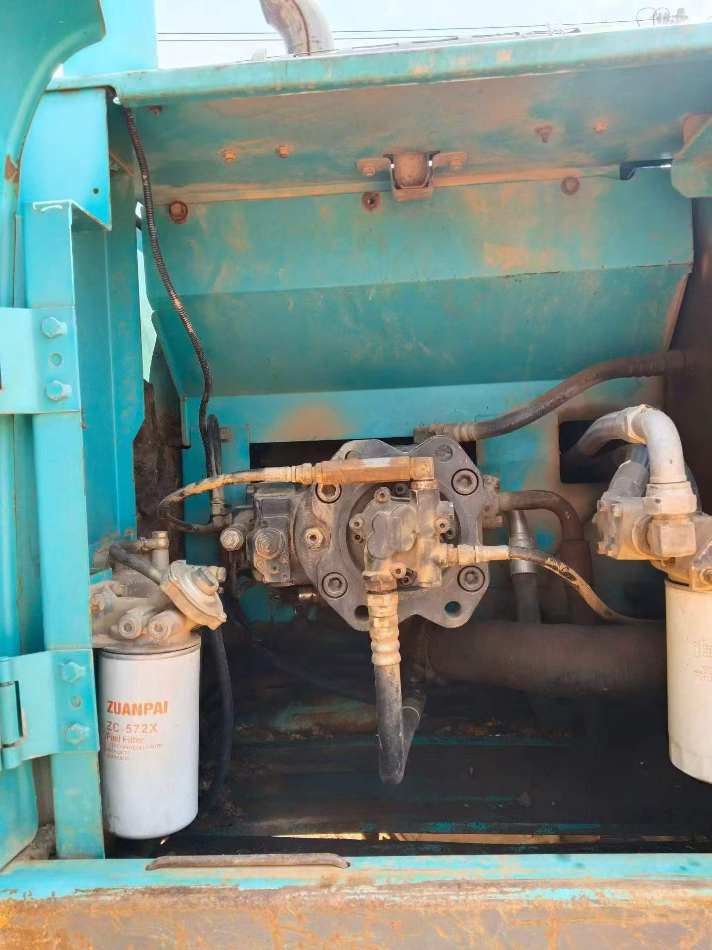 Buy Kobelco SK200-2 Used Excavator / 6