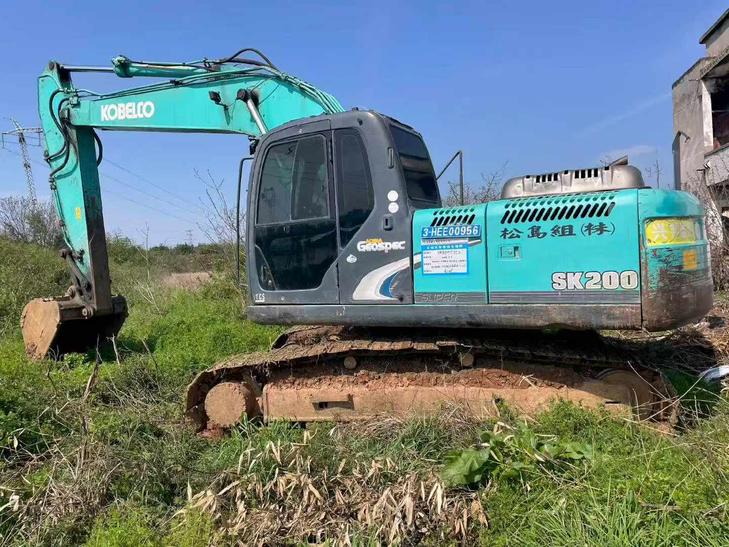 Buy Kobelco SK200 Used Excavator / 1