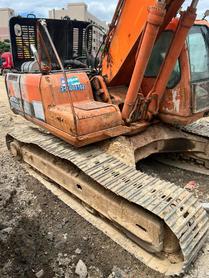 Buy Doosan DH300-7 Used Excavator / 2 Buy Doosan DH300-7 Used Excavator / 2